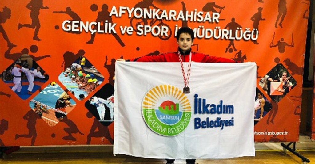 İlkadım Belediyesi GSK Güreşçisi Abdullah Üren, Türkiye Üçüncüsü Oldu