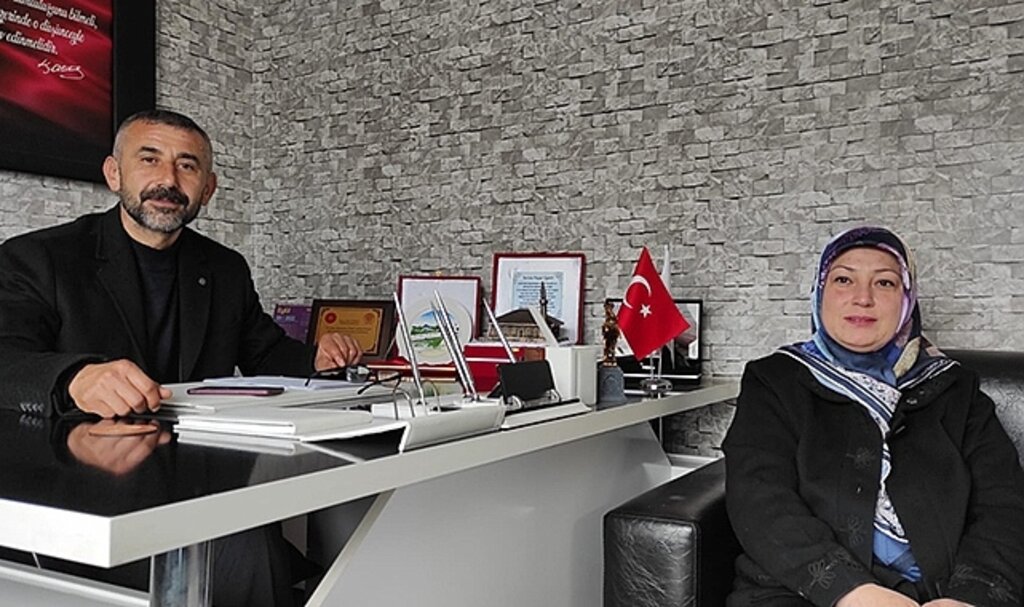 Gelecek Partisi Salıpazarı İlçe Başkanı Sabiha Tırık’tan Muhtarlar Derneği’ne Ziyaret