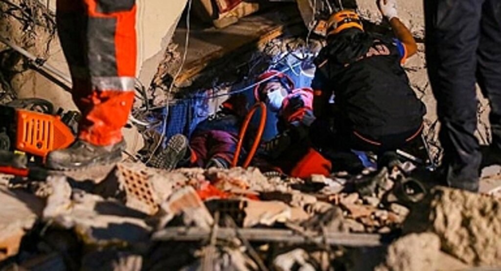 Deprem sonrası Crush Sendromu nedir. Deprem sonrası görülen crush sendromu belirtileri nelerdir, neden olur?