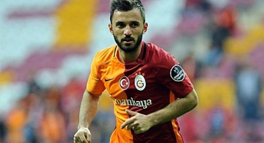 Futbolu bıraktığını açıklayan Emre Çolak kimdir, nereli ve kaç yaşında? Emre Çolak'ın oynadığı takımlar!