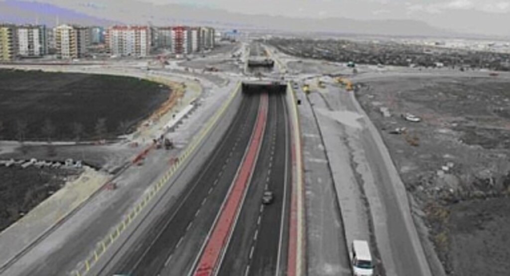 Konya- Ereğli yolu kapalı mı?