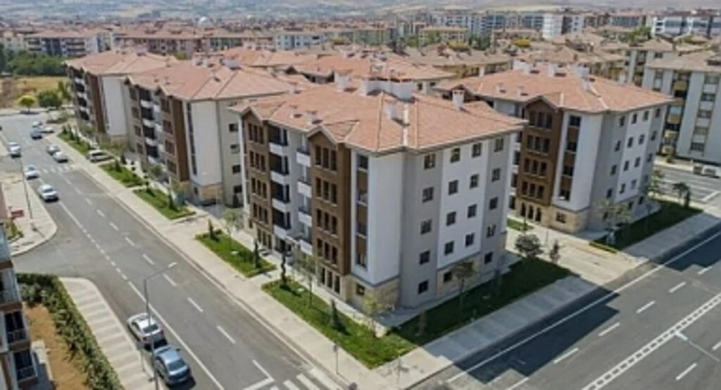 TOKİ çekilişleri ne zaman başlayacak? TOKİ İzmir, Edirne, Tekirdağ kura tarihi belli mi? Deprem nedeniyle ertelenmişti...