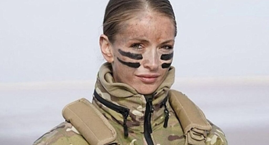 Dokuz Oğuz Tomris Toprak kimdir, kim canlandırıyor? Dokuz Oğuz dizisi Tomris Toprak (Yasemin Allen ) kimdir, kaç yaşında, nereli?