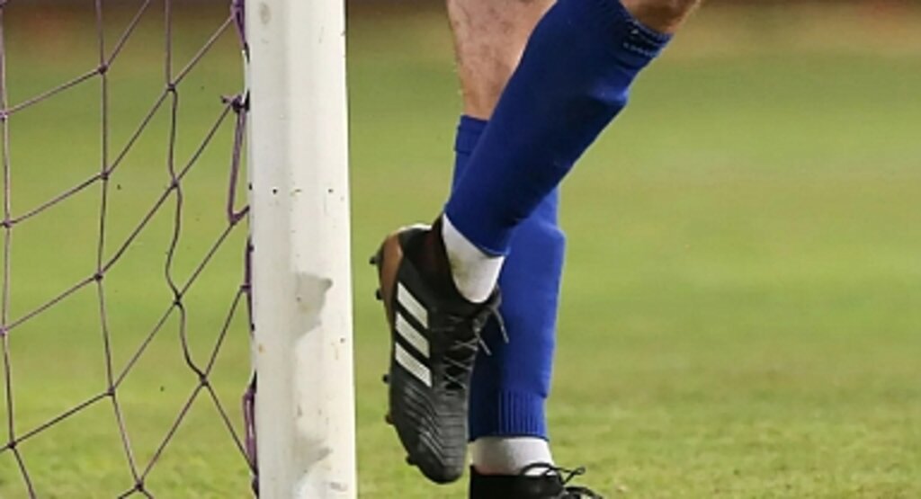 IFAB Yeni Kural Değişikliği ile Penaltıda Kalecilerin Direklere ve Ağlara Dokunmasını Yasakladı