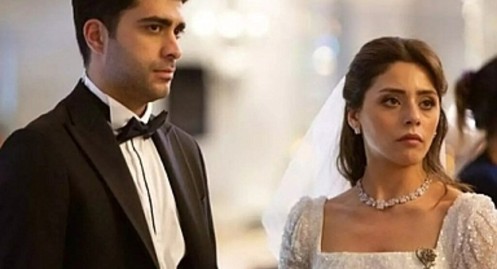 Kızılcık Şerbeti 17. bölüm izle Show TV Kızılcık Şerbeti