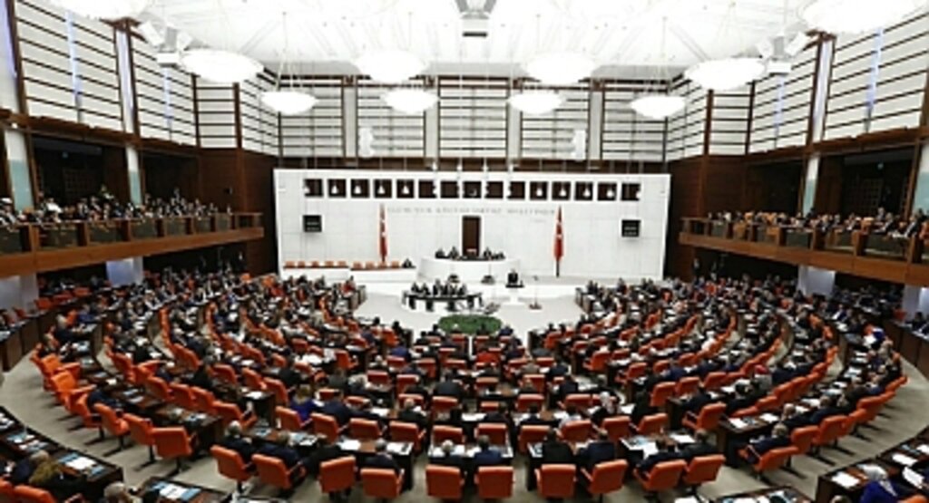 Partilerin milletvekili aday adaylık şartları neler? Aday adaylığı ücretleri belli oldu mu?