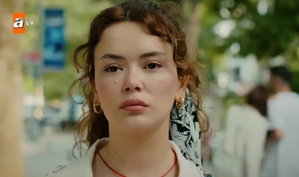 Bir Küçük Gün Işığı bugün yok mu, neden başlamadı, ne zaman, saat kaçta başlayacak? 3 Nisan Bir Küçük Gün Işığı yeni bölüm saat kaçta, ne zaman?