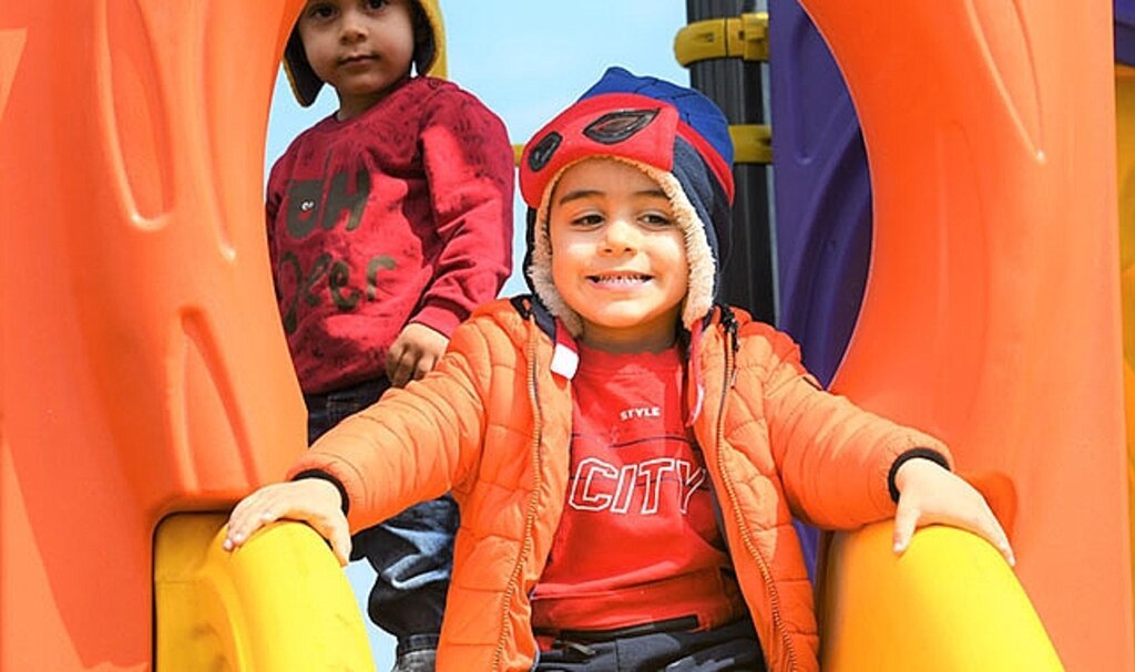 Samsun'da Çocuklar İçin Yepyeni Eğlence Alanları: Büyükşehir Belediyesi Yeni Parklar ve Oyun Grupları ile Mutluluğu Çoğaltıyor!