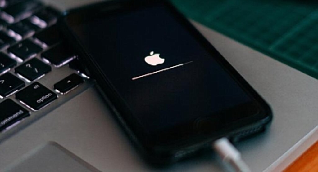 iOS 16.5 Güncellemesi Sonrası Apple Lightning-USB 3 Kamera Adaptörü Sorunu Gündemde