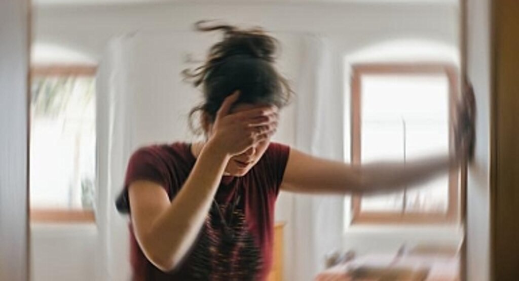 Baş Dönmesine Ne İyi Gelir? Bitkisel ve Doğal Yöntemler Nelerdir?