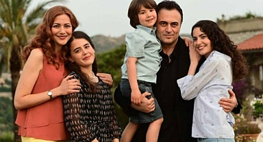 Üvey Anne canlı izle! 3 Temmuz Atv Üvey Anne 2. bölüm canlı izle! Üvey Anne son bölümde neler oldu? Atv canlı izle!