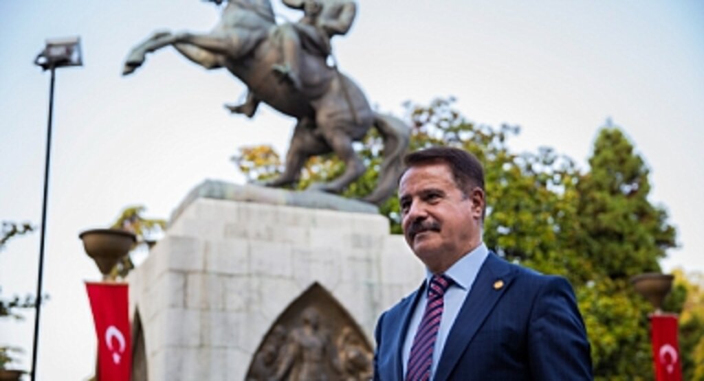 Cemil Deveci: Cumhuriyetimizi demokrasiyle taçlandırmalıyız
