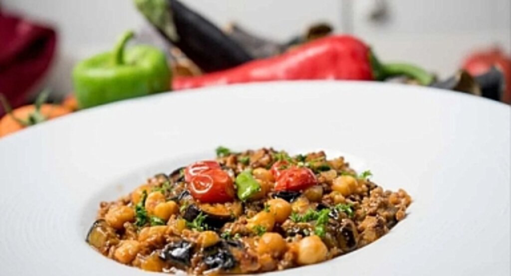 Lezzet Şöleni: MasterChef'te Enfes Patlıcan Musakka Tarifi ve Sırları!