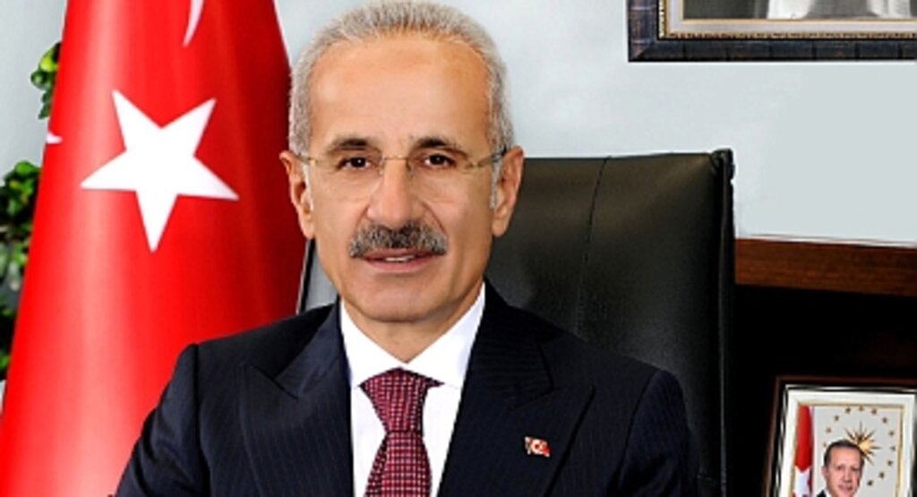 Ulaştırma ve Altyapı Bakanı Sn. Abdulkadir Uraloğlu, 30 Ağustos Zafer Bayramı Dolayısıyla Önemli Bir Mesaj Verdi