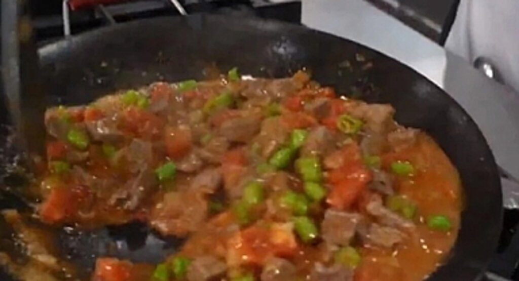 MasterChef'te Damakları Şenlendiren Sac Tava Tarifi!