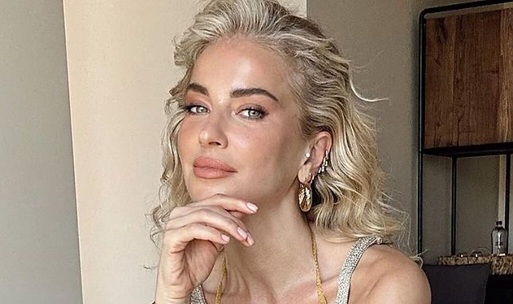 Burcu Esmersoy'un 'İsrail Yanındayım' Beğenisi Skandalı: Savunma Kabul Edilmedi, Sosyal Medya Karıştı!
