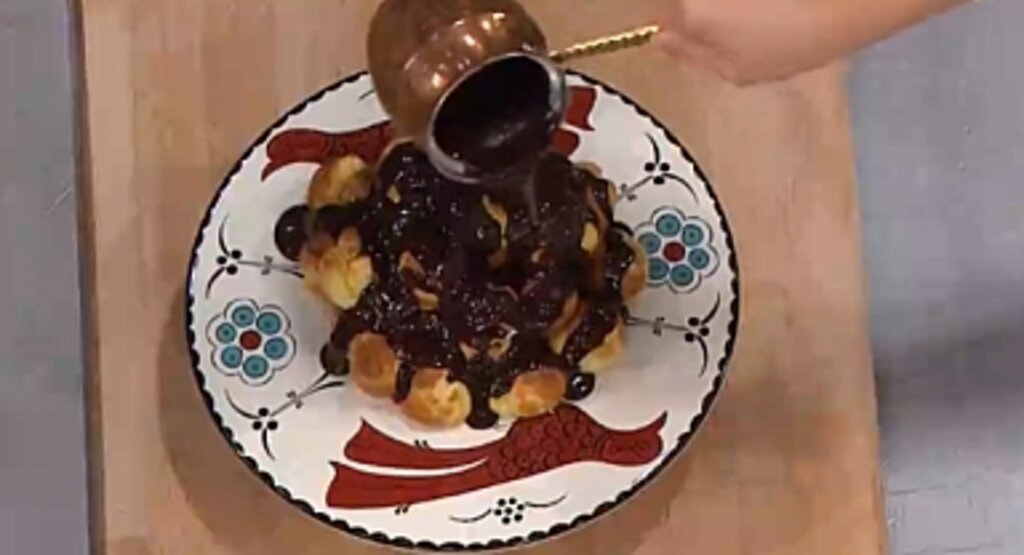 MasterChef Türkiye'nin 9 Ekim Bölümünde Enfes Profiterol Yarışı! İşte Tarif ve Püf Noktaları