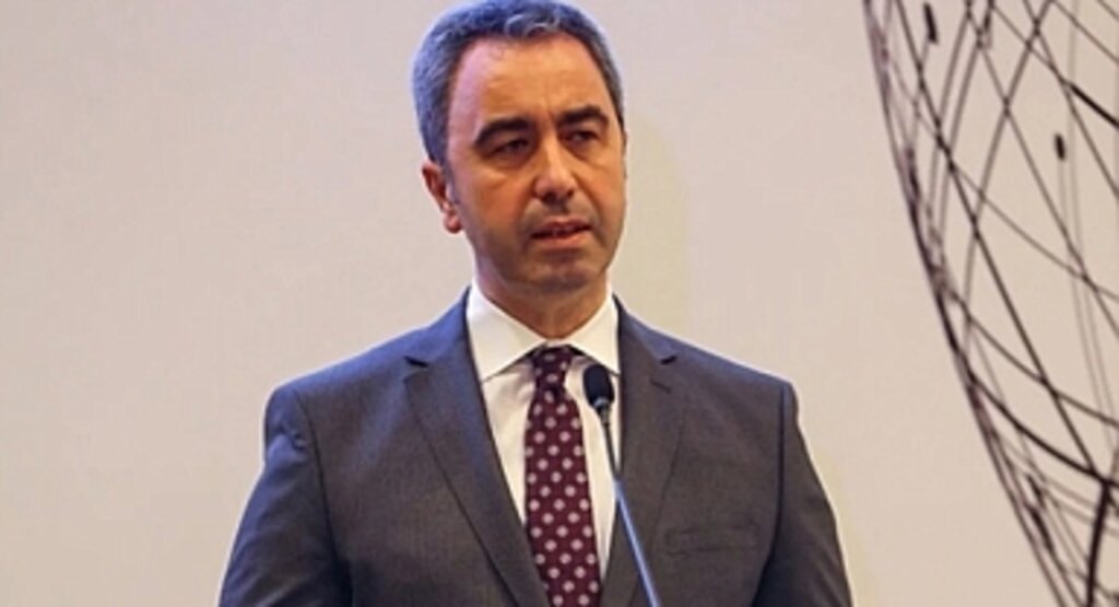 Yeni Gelir İdaresi Başkanı Bekir Bayrakdar: Hayatı ve Kariyeri