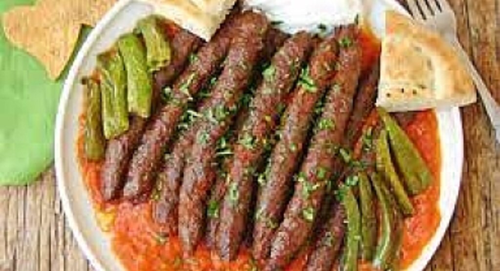 MasterChef'te Damakları Şenlendiren Tire Şiş Köfte Tarifi!