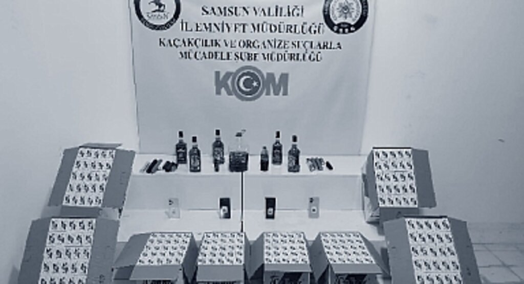 Samsun'da KOM Operasyonu: Kaçak Cep Telefonu ve Sahte İçki Çetesi Çökertildi!