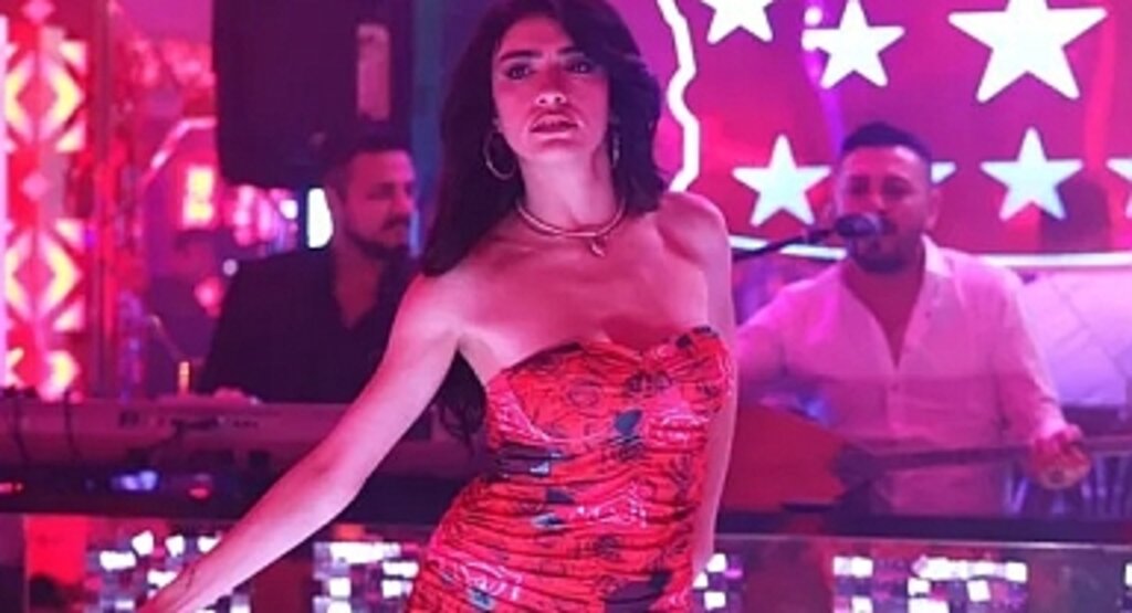 İnci Taneleri Dizisinde Çalan 