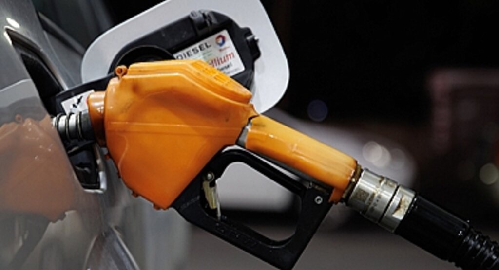 Motorin Fiyatlarına Bir Darbe Daha: Pazartesi Gecesi Beklenen 1.40 TL'lik Zam!