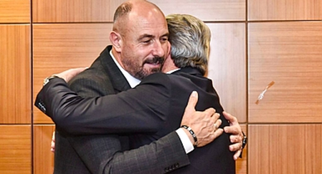 Tekkeköy Belediye Başkanı Hasan Togar, Yeniden Refah Partisi'nden Adaylık Açıklaması Yaptı: 'Yeniden Refah ile Yola Çıkıyoruz!