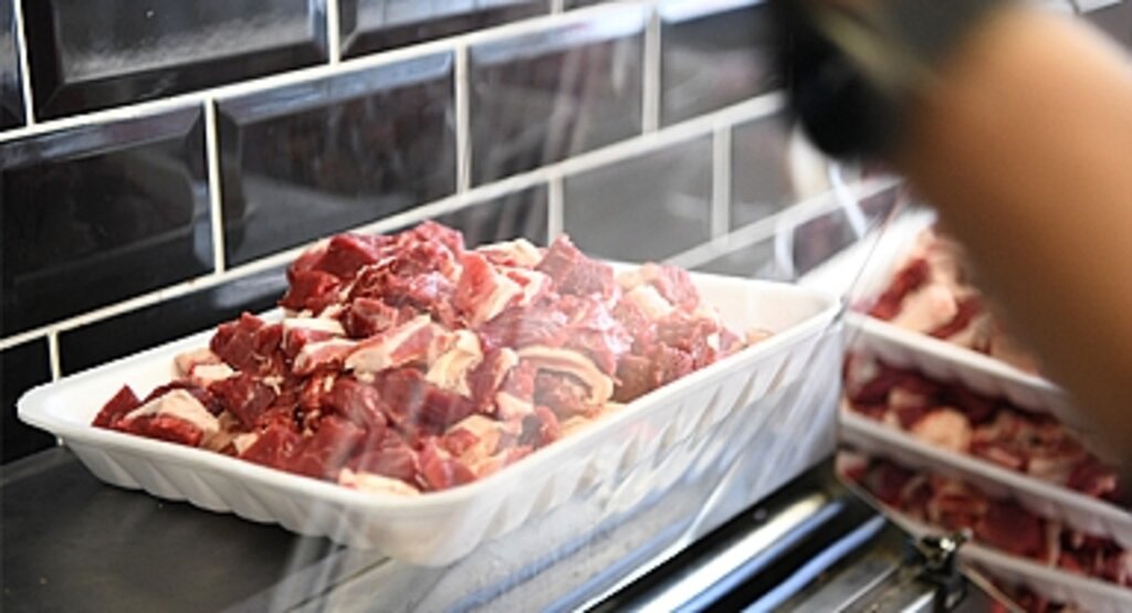 Samsun Büyükşehir Belediyesi Ramazan Ayında İhtiyaç Sahibi Ailelere Kırmızı Et Yardımında Bulunuyor