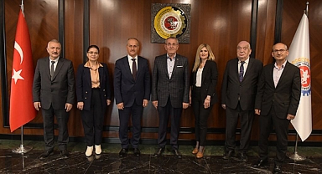 Murzioğlu'ndan Sosyal Güvenlik Haftası'na Övgü: SGK İle Etle Tırnak Gibiyiz