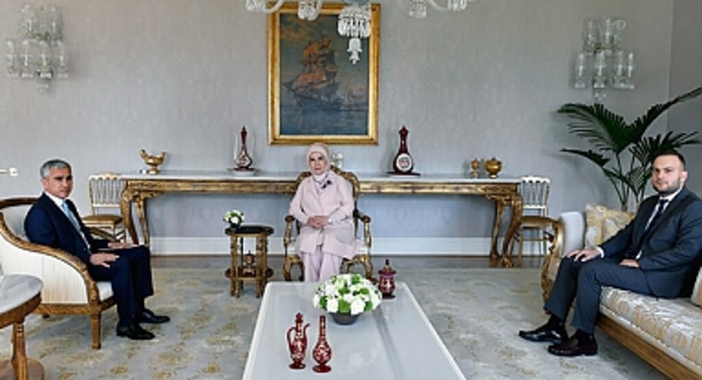 Emine Erdoğan ile Anar Alekberov Arasında COP29 Odaklı İş Birliği Görüşmesi