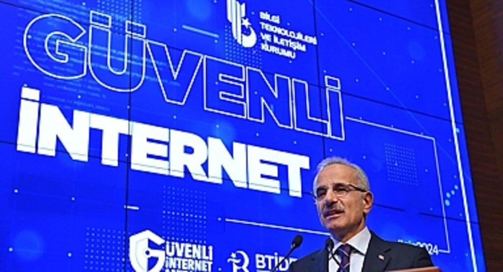 Bakan Uraloğlu Açıkladı: Güvenli İnternet Hizmeti 44 Milyon Aboneyi Aştı!