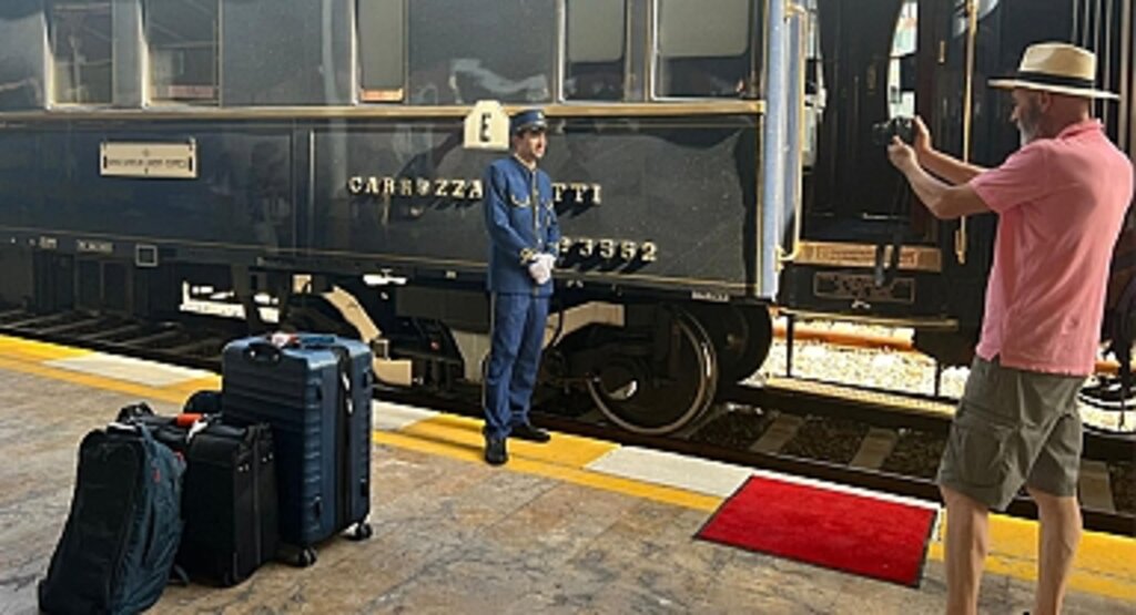 Orient Ekspresi Yeniden İstanbul’da: Tarihi Tren Sirkeci Garı’nda Coşkuyla Karşılandı