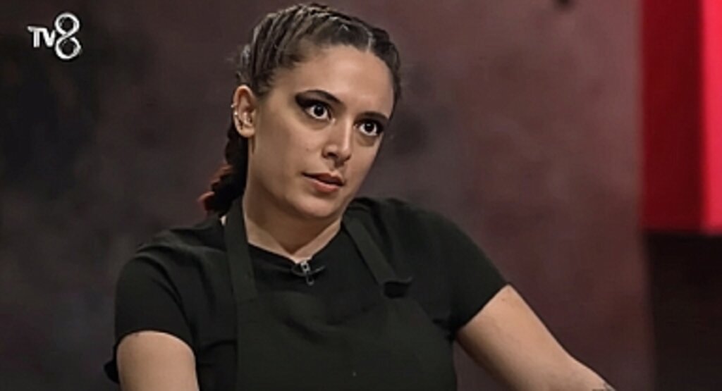 MasterChef 2024 Deniz Kimdir? Yaşı, Memleketi ve Daha Fazlası