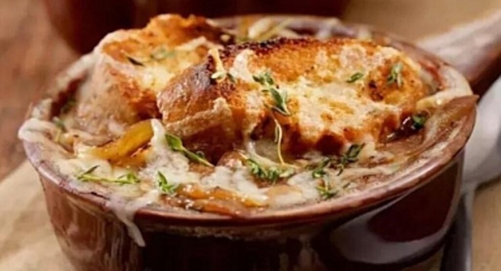 MasterChef'ten En Lezzetli Soğan Çorbası Tarifi!