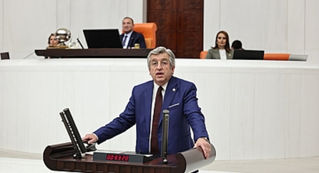 CHP'li Çan'dan Ulaştırma Bakanlığı'na Sert Eleştiri: 73 Milyar Lira Nereye Gitti, Samsun Hala Neden Eziyet Çekiyor?