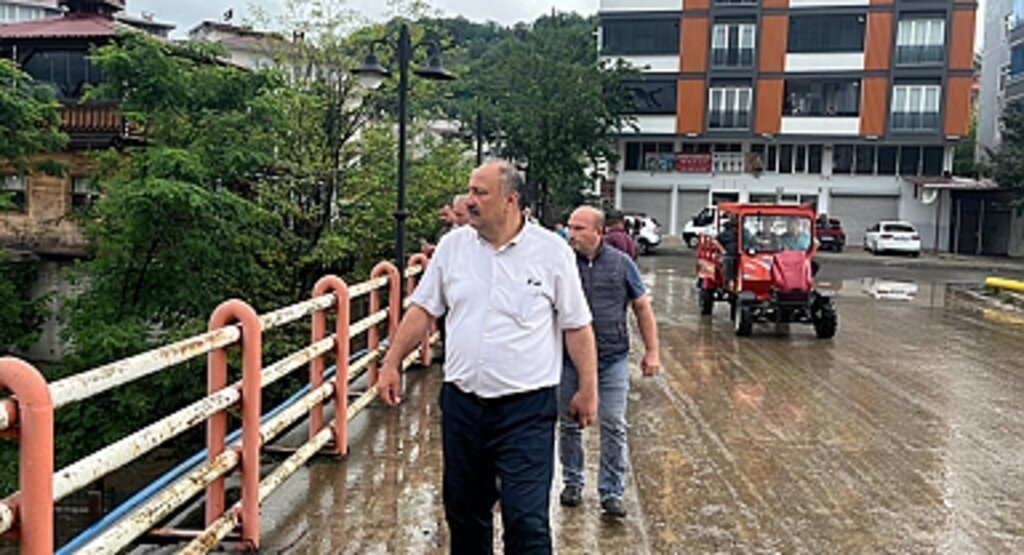 Salıpazarı’nda Sel Felaketi Sonrası Hızlı Müdahale: Hiçbir Vatandaş Mağdur Edilmedi