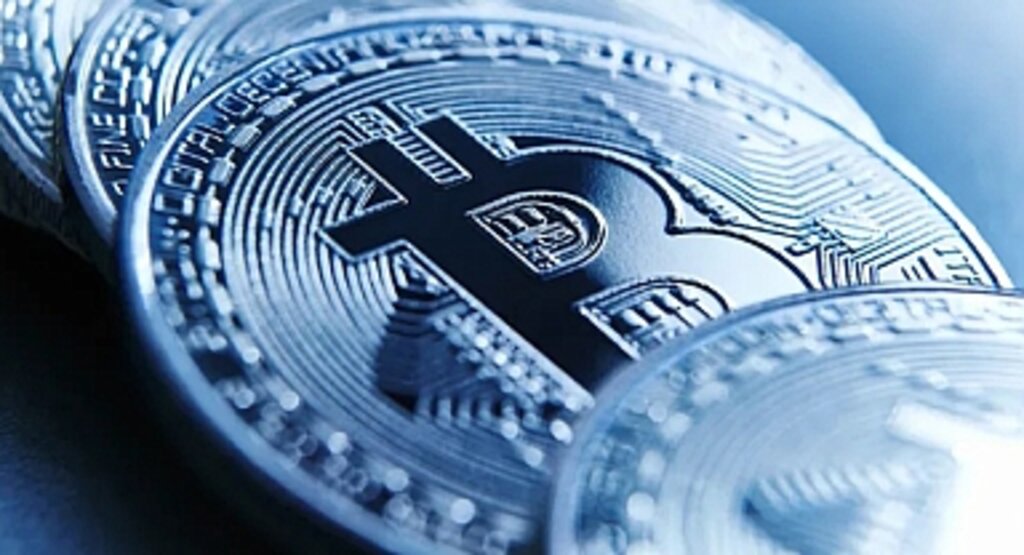 Fed Faiz İndirimi Sonrası Kripto ETF’leri Hisse ve Tahvilleri Solladı