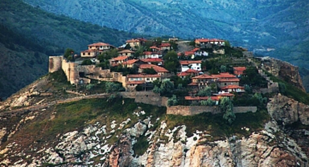 İskilip: Tarihi ve Doğal Güzellikleriyle Çorum'un Şirin İlçesi