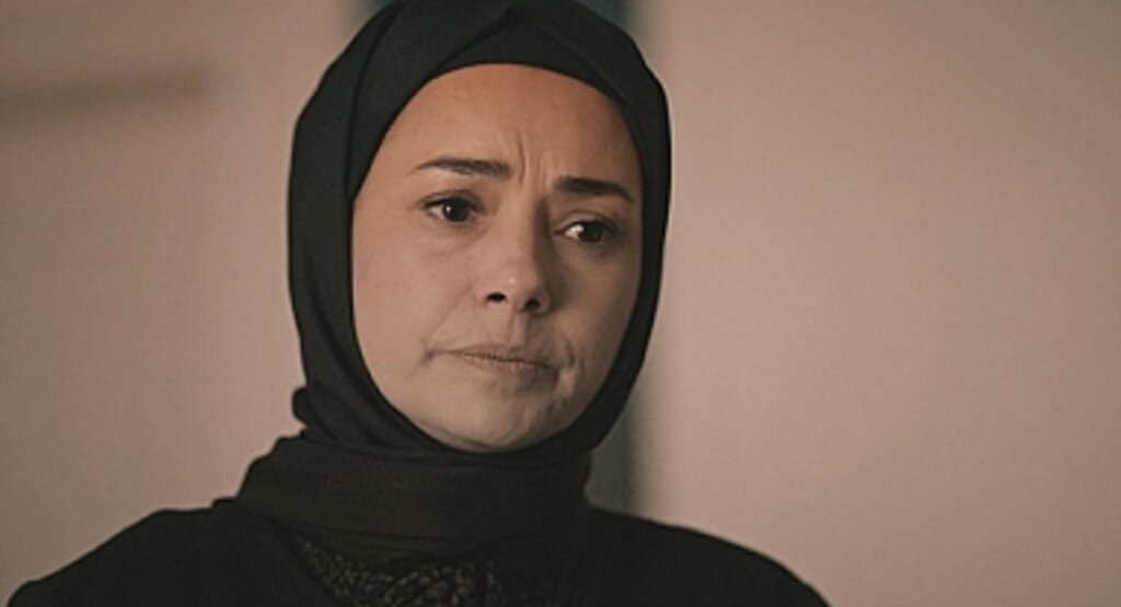 Kızıl Goncalar 2. Sezon Fragmanı Yayınlandı: Meryem'in Akıbeti Merak Konusu!