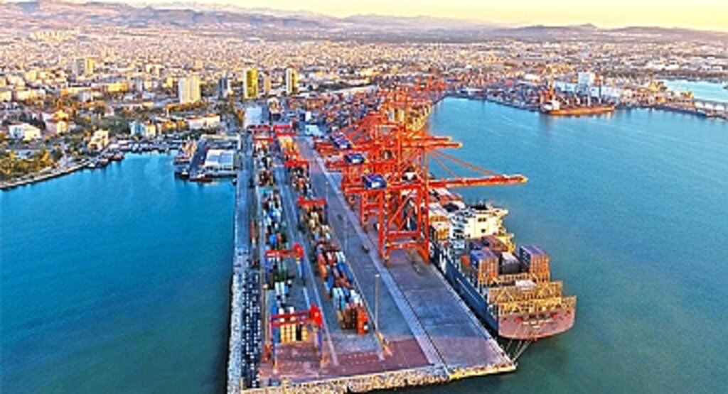 Türk Limanları Ticaretin Merkezi: 2024 Yılında 356 Milyon Ton Yük Elleçlendi