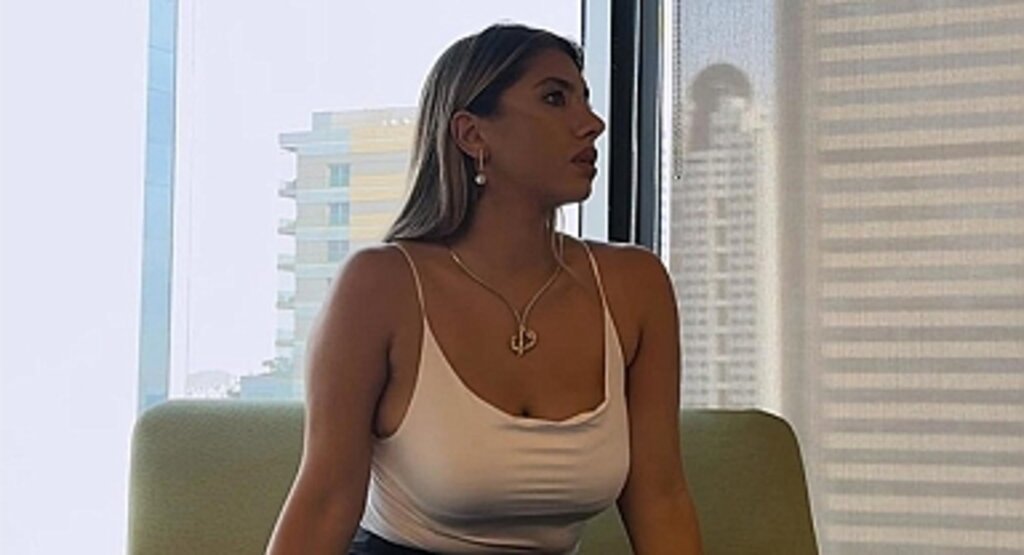 Cinsel İçerikli Video Skandalının Ardından Elif Karaarslan Takipçilerine Seslendi: Buluşuyoruz!