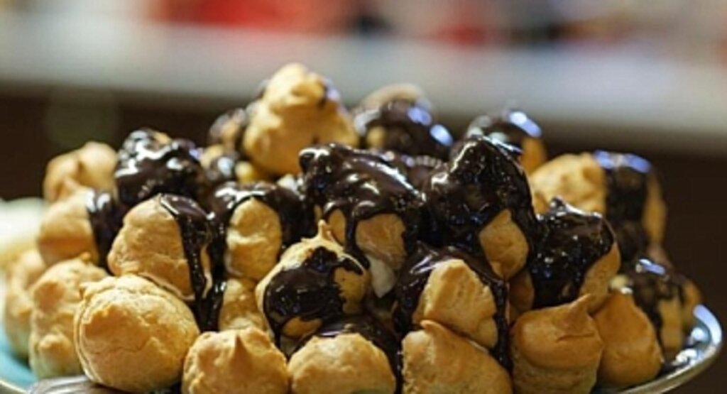 Evde MasterChef Usulü Profiterol Tarifi: Pratik Yapımı ve Lezzet Sırları