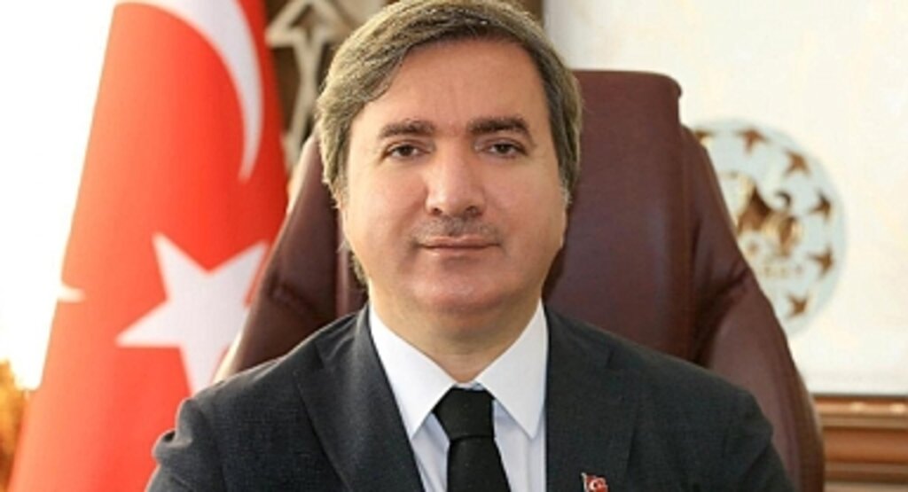 Hamza Aydoğdu: Eğitimden Valiliğe Uzanan Başarılı Bir Kariyer