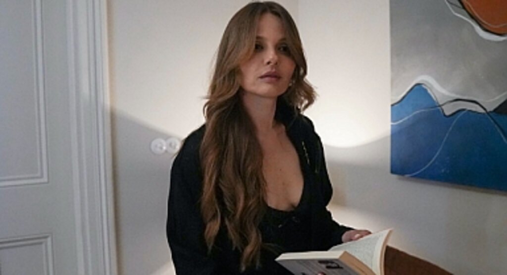 Naz Elmas, Karadut Dizisine Katıldı! Ünlü Oyuncu Nihan Karakteriyle İzleyici Karşısında