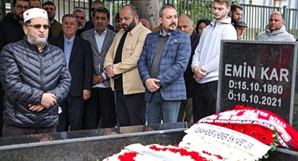 Samsunspor Efsanesi Emin Kar, Vefatının 3. Yılında Dualarla Anıldı