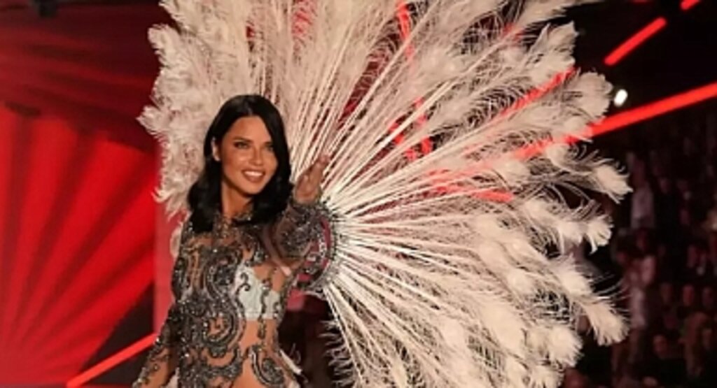 Victoria's Secret Fashion Show 4 Yıl Aradan Sonra Geri Dönüyor: Tarih, Saat ve İzleme Detayları