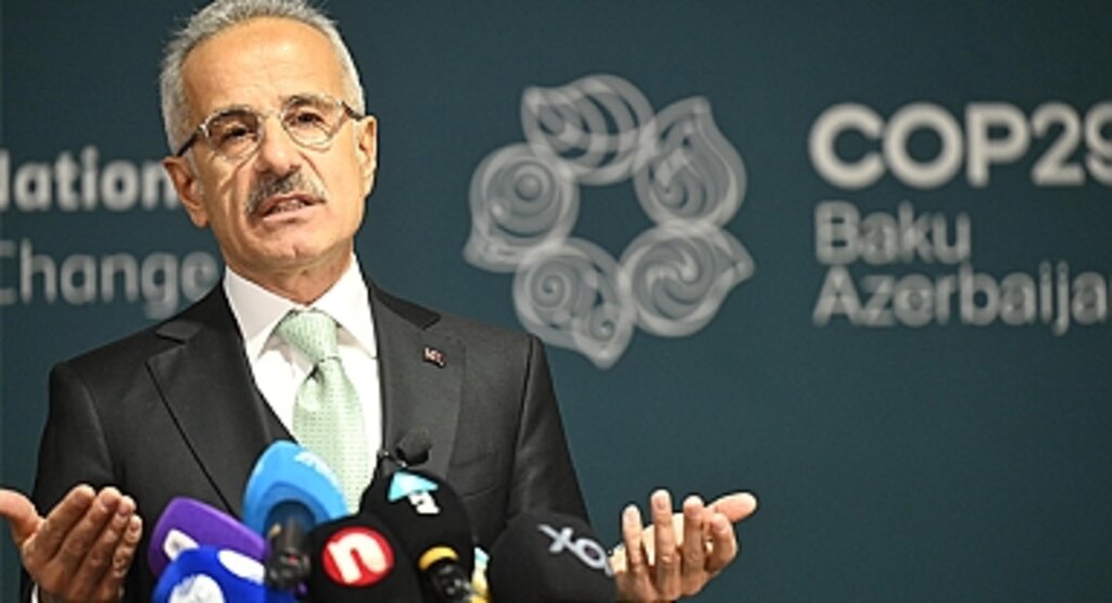 Bakan Uraloğlu: Elektrikli Trenler ve Lokomotiflerde Öncü Adımlar Atıyoruz