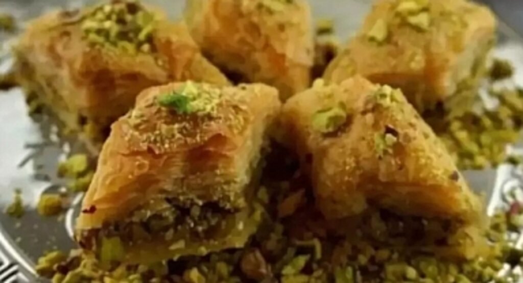 MasterChef Türkiye’de Efsane Baklava Tarifi: Evde Kolayca Yapılabilecek Şerbetli Cevizli Baklava