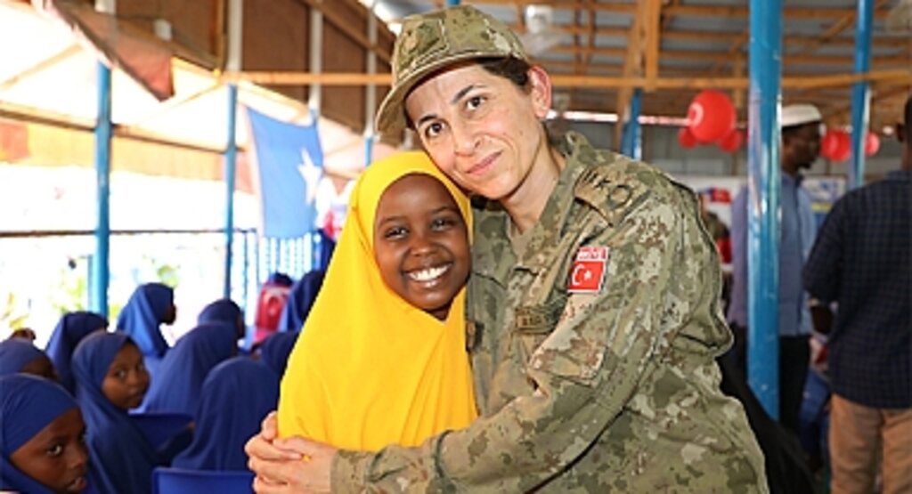 Türk Görev Kuvveti Somali’de Şehit Yetimlerinin Yanında: Sağlık Taraması ve Yardım Desteği