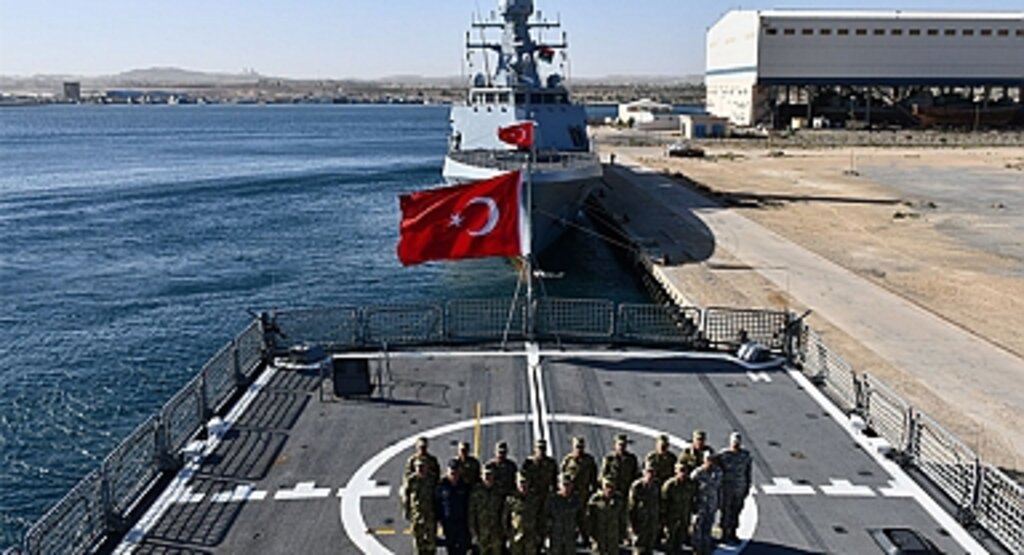 Türk Deniz Görev Grubu Libya'nın Homs Limanı'nı Ziyaret Etti